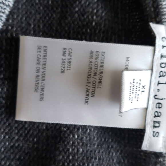 Sweater - Picture 2 of 3